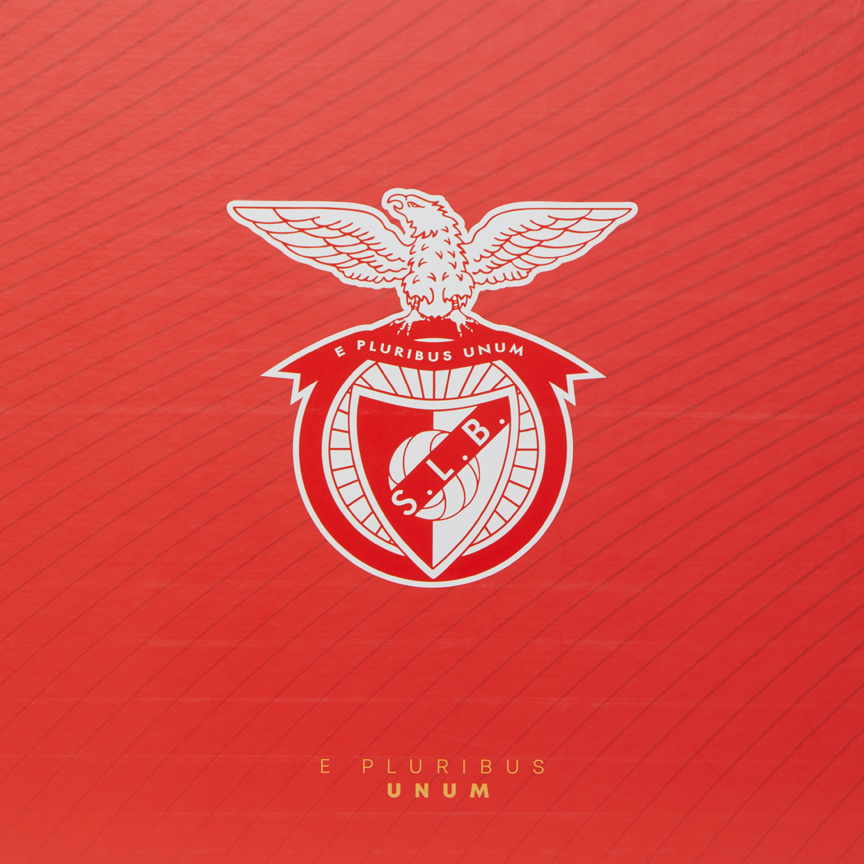E Pluribus Unum shirt box 1904 SL Benfica emblem