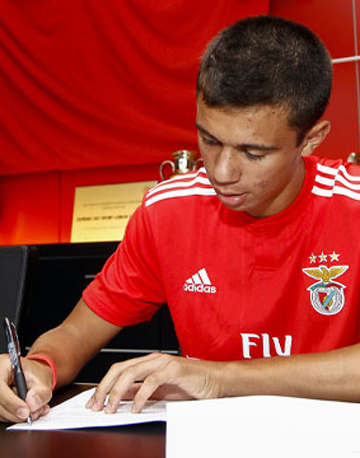 Player Recruitment: Henrique Araújo (Mobile)