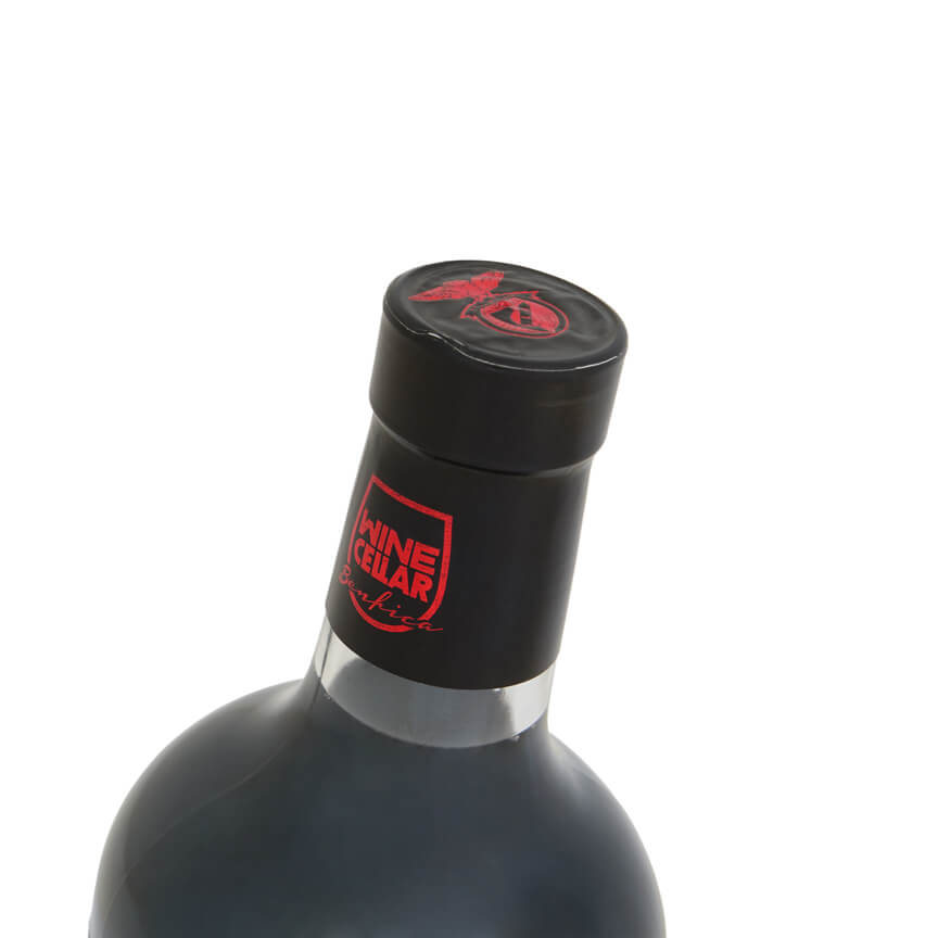 Red Liqueur Wine